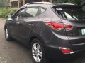 Selling 2nd Hand Hyundai Tucson 2011 in Quezon City-2