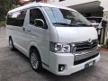 2nd Hand Toyota Hiace 2017 at 3000 km for sale in Pasig-7