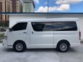 Sell 2nd Hand 2017 Toyota Hiace at 20000 km in Muntinlupa-3