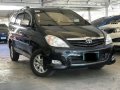 Selling 2nd Hand Toyota Innova 2010 in Makati-7