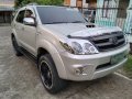 2nd Hand Toyota Fortuner 2005 Automatic Diesel for sale in San Mateo-8