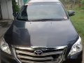 Selling Grey Toyota Innova 2014 Manual Gasoline-1