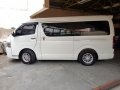 Selling 2nd Hand Toyota Hiace 2017 in Mandaluyong-4