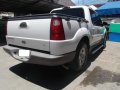 Selling Ford Explorer 2001 at 100000 km in Mandaue-6