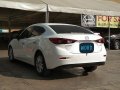 White Mazda 3 2015 at 15000 km for sale-6