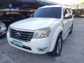 White Ford Everest 2009 Automatic Diesel for sale -7