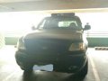 Selling 2nd Hand Ford Expedition 2002 in Mandaluyong-2
