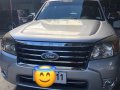 Selling 2nd Hand Ford Everest 2011 Automatic Diesel at 100000 km in Pasig-4