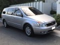 2nd Hand Kia Carnival 2012 at 30000 km for sale-4