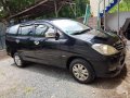 2nd Hand Toyota Innova 2009 Automatic Gasoline for sale in Makati-1