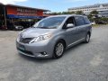 Selling Toyota Sienna 2013 at 50000 km in Pasig-7