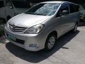 2nd Hand Toyota Innova 2012 at 34000 km for sale-0