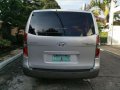 Selling Hyundai Starex 2010 Automatic Diesel in Parañaque-3