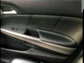 Selling Honda Accord 2010 in Marikina-9