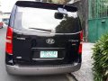 Selling Used Hyundai Starex 2010 in Quezon City-3