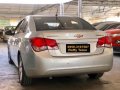 Selling 2nd Hand Chevrolet Cruze 2011 in Makati-5