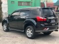 Used Isuzu Mu-X 2015 for sale in Valenzuela-5