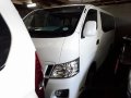 Selling White Nissan Nv350 Urvan 2015 Manual Diesel -3