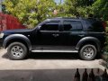 Selling Ford Everest 2010 Automatic Gasoline in Liloan-2