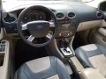 Sell 2nd Hand 2007 Ford Focus Automatic Gasoline in Parañaque-4