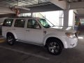Selling Used Ford Everest 2012 at 90000 km in Pasig-9