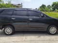 Selling Black Toyota Innova 2015 at 40600 km -9