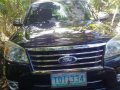 Selling Ford Everest 2011 at 80000 km in Iriga-5