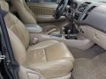 Selling Toyota Fortuner 2006 Automatic Diesel in Manila-1