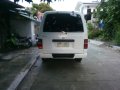 Selling 2nd Hand Nissan Urvan 2000 Manual Diesel-4