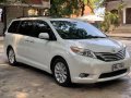 Selling White Toyota Sienna 2014 Van Automatic Gasoline at 24000 km in Quezon City-6