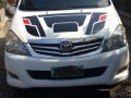 Toyota Innova 2005 Manual Gasoline for sale in Laur-1