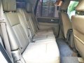 White Ford Expedition 2011 at 40000 km for sale -2