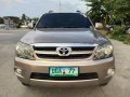 Selling Toyota Fortuner 2006 in Bacoor-1