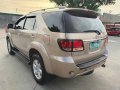 Selling Toyota Fortuner 2006 in Bacoor-5