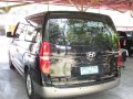 Hyundai Grand Starex 2001 Automatic Diesel for sale in Navotas-4