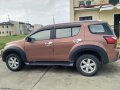 Selling Used Isuzu Mu-X 2015 in Taguig-7