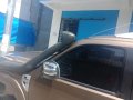 Selling 2nd Hand Ford Everest 2011 in Pasay-3
