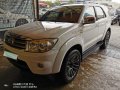 Used Toyota Fortuner 2010 Automatic Gasoline for sale in Pasig-4