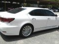 White Lexus Ls 460 2013 at 43175 km for sale -3