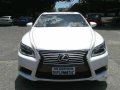 White Lexus Ls 460 2013 at 43175 km for sale -0