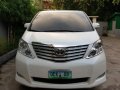 Selling 2nd Hand Toyota Alphard 2010 in Quezon City-7
