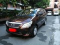 Selling 2nd Hand Toyota Innova 2013 Manual Diesel at 80000 km in Manila-0