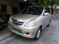 Selling Toyota Avanza 2008 Automatic Gasoline in Quezon City-5