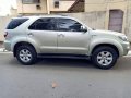 2nd Hand Toyota Fortuner 2009 for sale in Quezon City-5