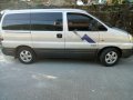 Selling Hyundai Starex 2004 Automatic Diesel in Meycauayan-7