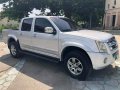 Silver Isuzu D-Max 2011 for sale in Talisay-1