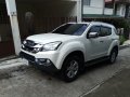 2016 Isuzu Mu-X at 93000 km for sale-3