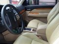 Selling 2nd Hand Ford Everest 2010 Automatic Gasoline at 80000 km in Kawit-1