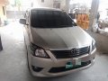 Selling 2nd Hand Toyota Innova 2012 in Biñan-8