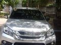 Isuzu Mu-X 2017 Manual Diesel for sale in Quezon City-3